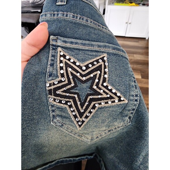 Romwe Star with Rhinestones Graphic Pockets Denim Shorts Womens 4 SMALL - Picture 8 of 10